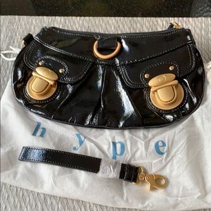 Black patent clutch/wristlet